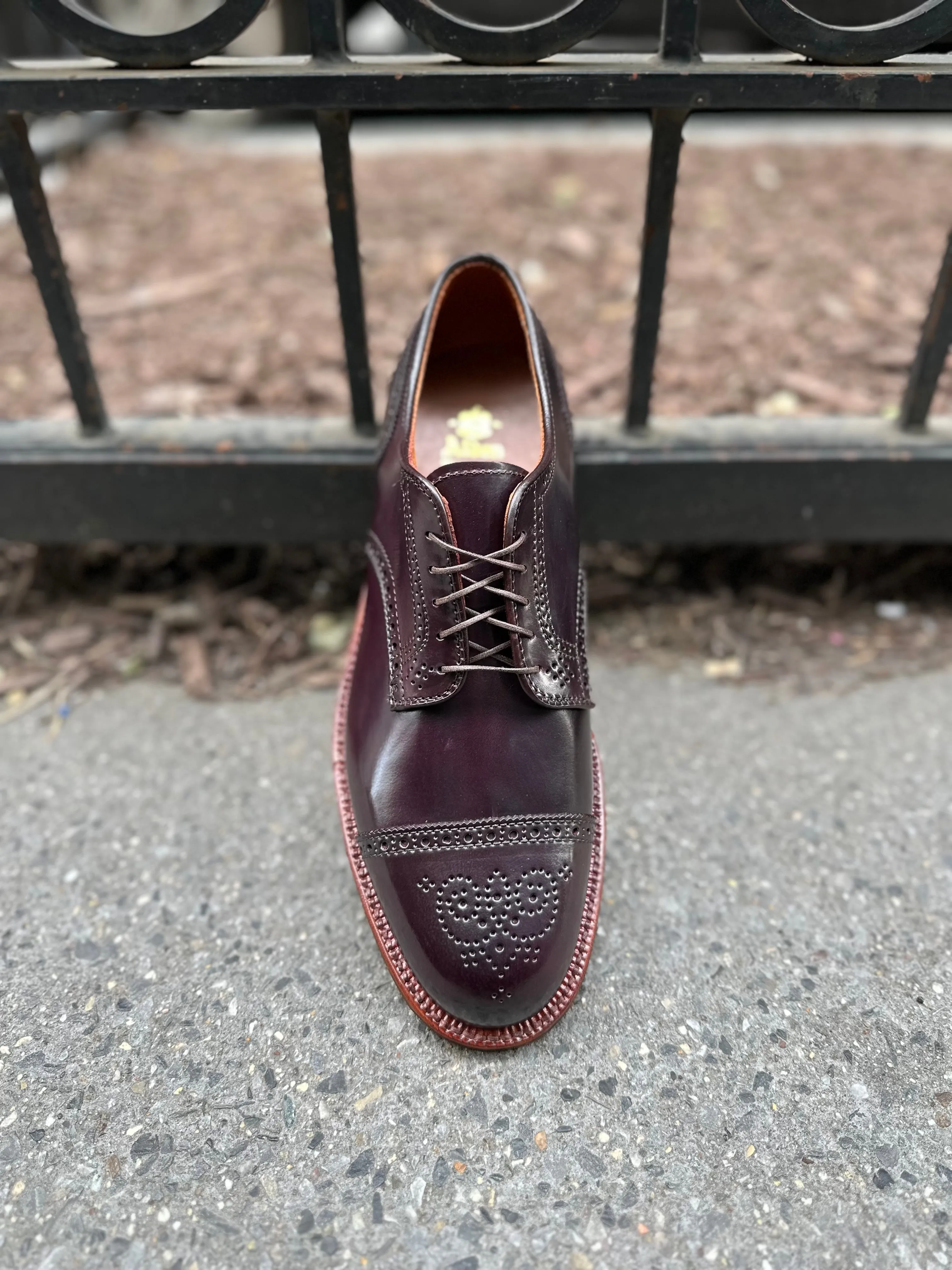 21522 - Medallion Cap Toe Blucher Color 8