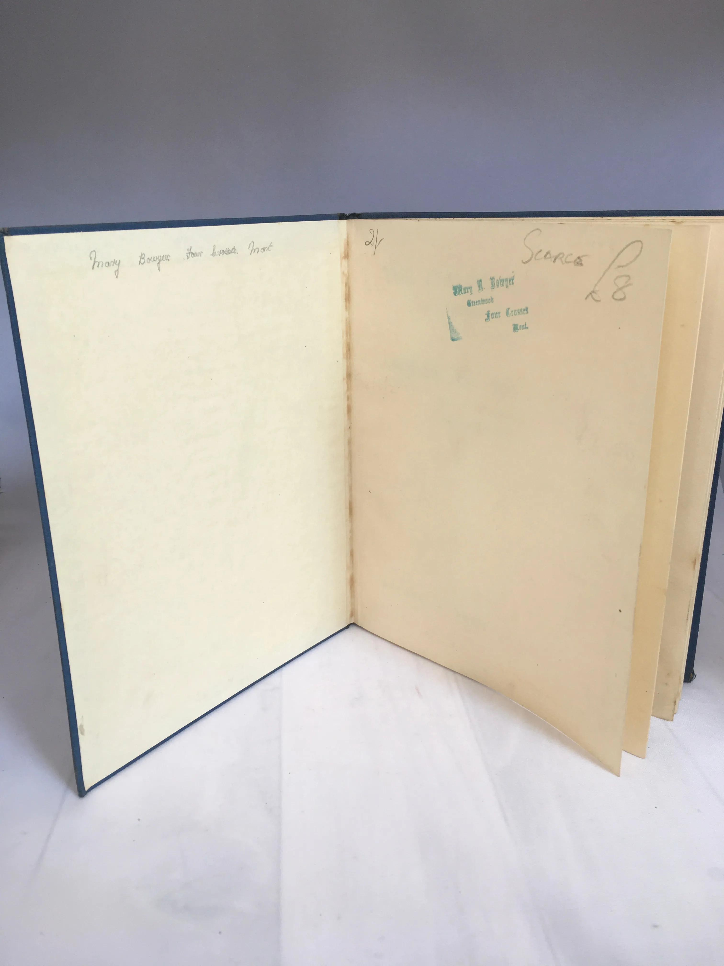 Algernon Blackwood - The Italian Conjuror, Oxford, Basil Blackwell, No Date, Picture by Irene Mountfort (with L.A.G. Stormg: Amelia, Ye Aged Sowe)