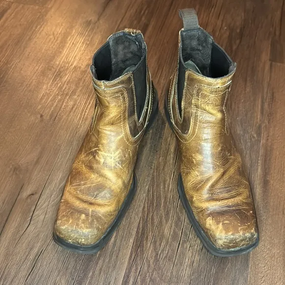 Ariat Mens midtown rambler western boot