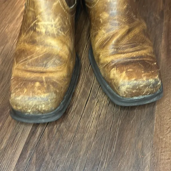 Ariat Mens midtown rambler western boot