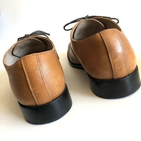 Banana Republic Kevin Cap Toe Oxfords
