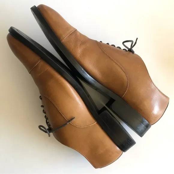 Banana Republic Kevin Cap Toe Oxfords