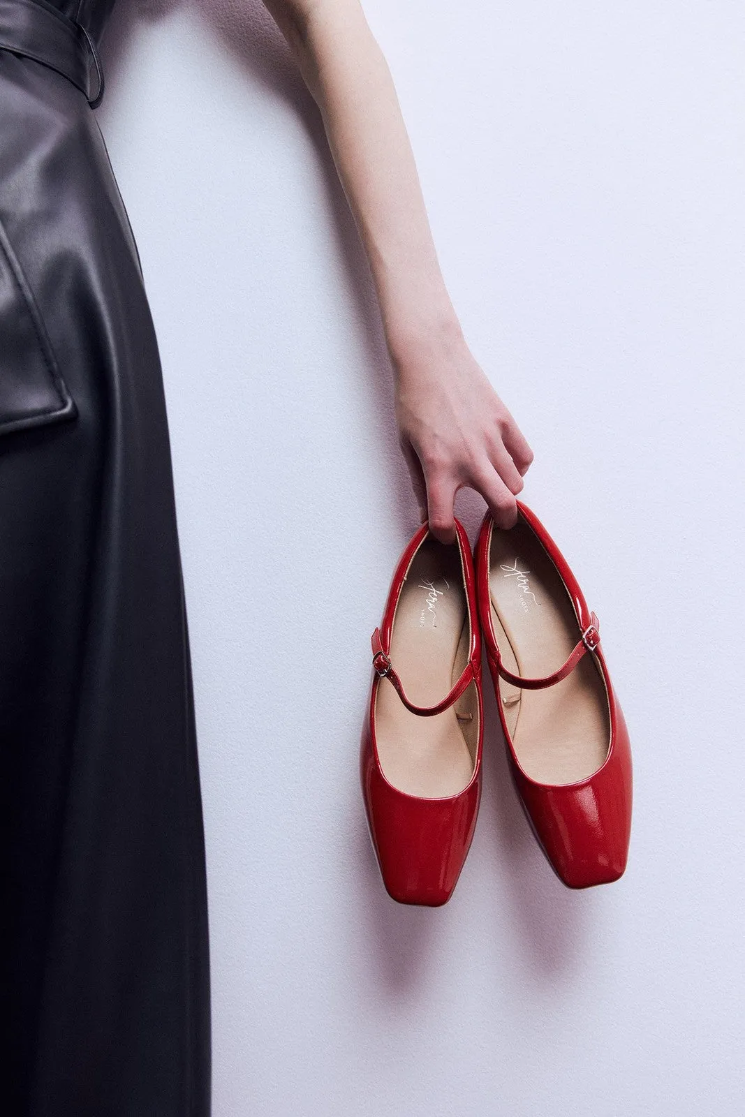 Basic Patent Leather Mary Jane - Red