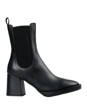 BIANCA DI Leather Ankle boots (17375496RM) Woman