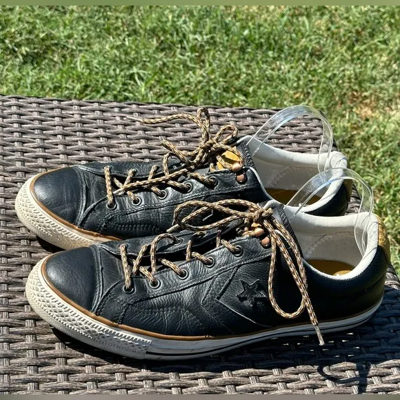 Black Leather Men's Converse Chuck Taylor All Stars - Size 12