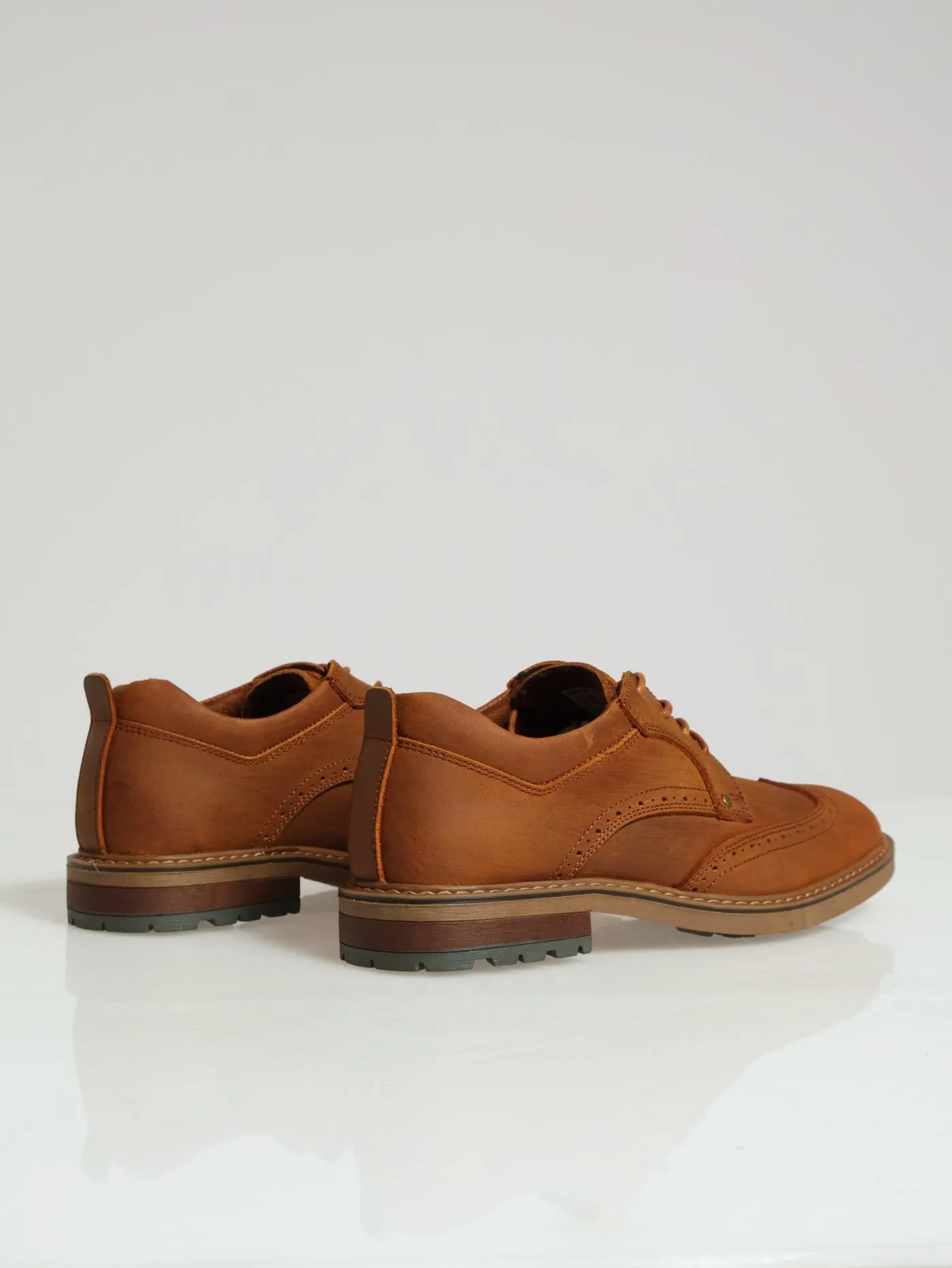 Brogue Wing Cap Casual Lace Up Derby - Tan