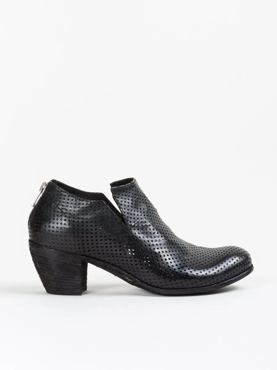 chabrol boot - black perforated