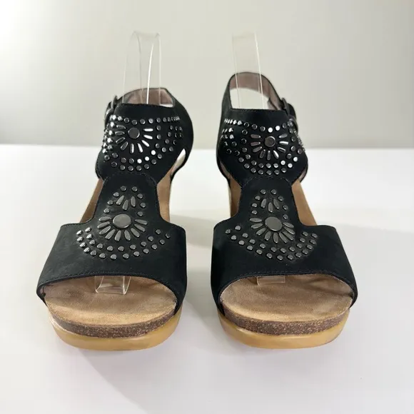 Dansko Deandra Studded Sandal Black Suede Silver Studs Size 41 US 10.5/11