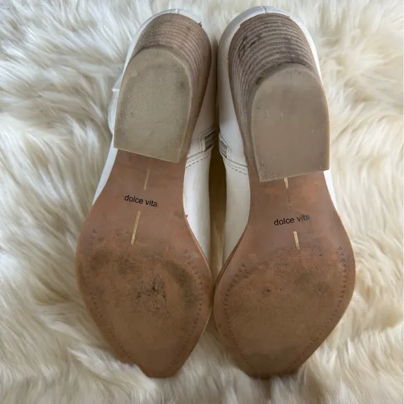 Dolce Vita Silma Ivory Ankle Boots Size 8