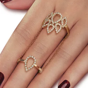 Double flames ring with diamond pave