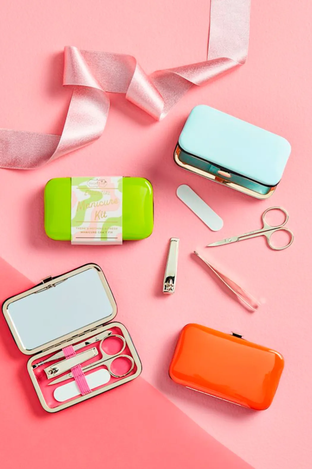 Essential Manicure Kit