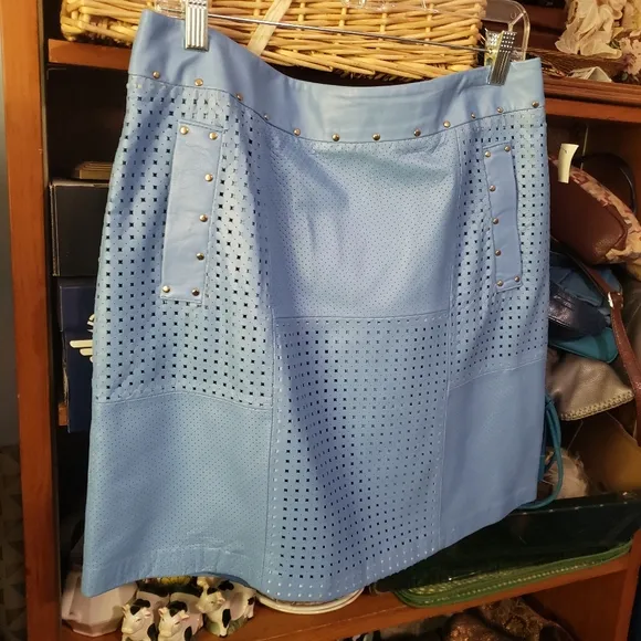 Etcetera Leather Laser Cut Perforated Studded Exposed Zipper Front Pockets Skirt