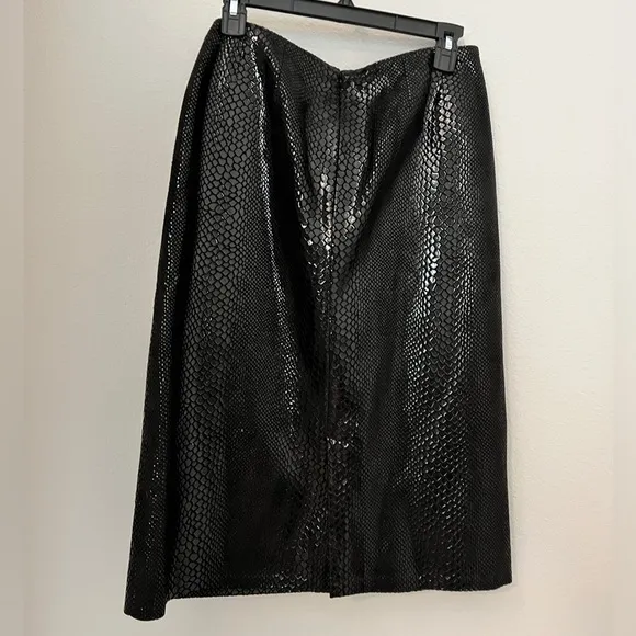 EUC Austin Reed Black Snakeskin Embossed Leather Skirt Size 10