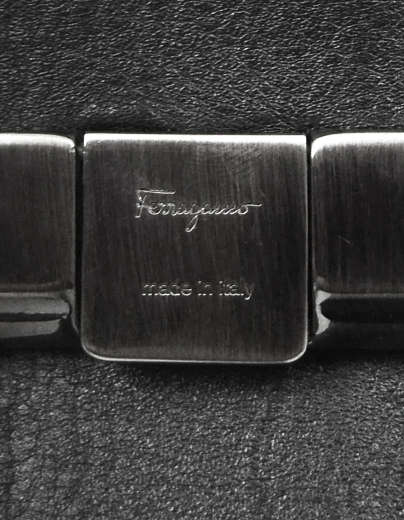 Ferragamo Black Patent Leather Vera Bow Belt sz 29