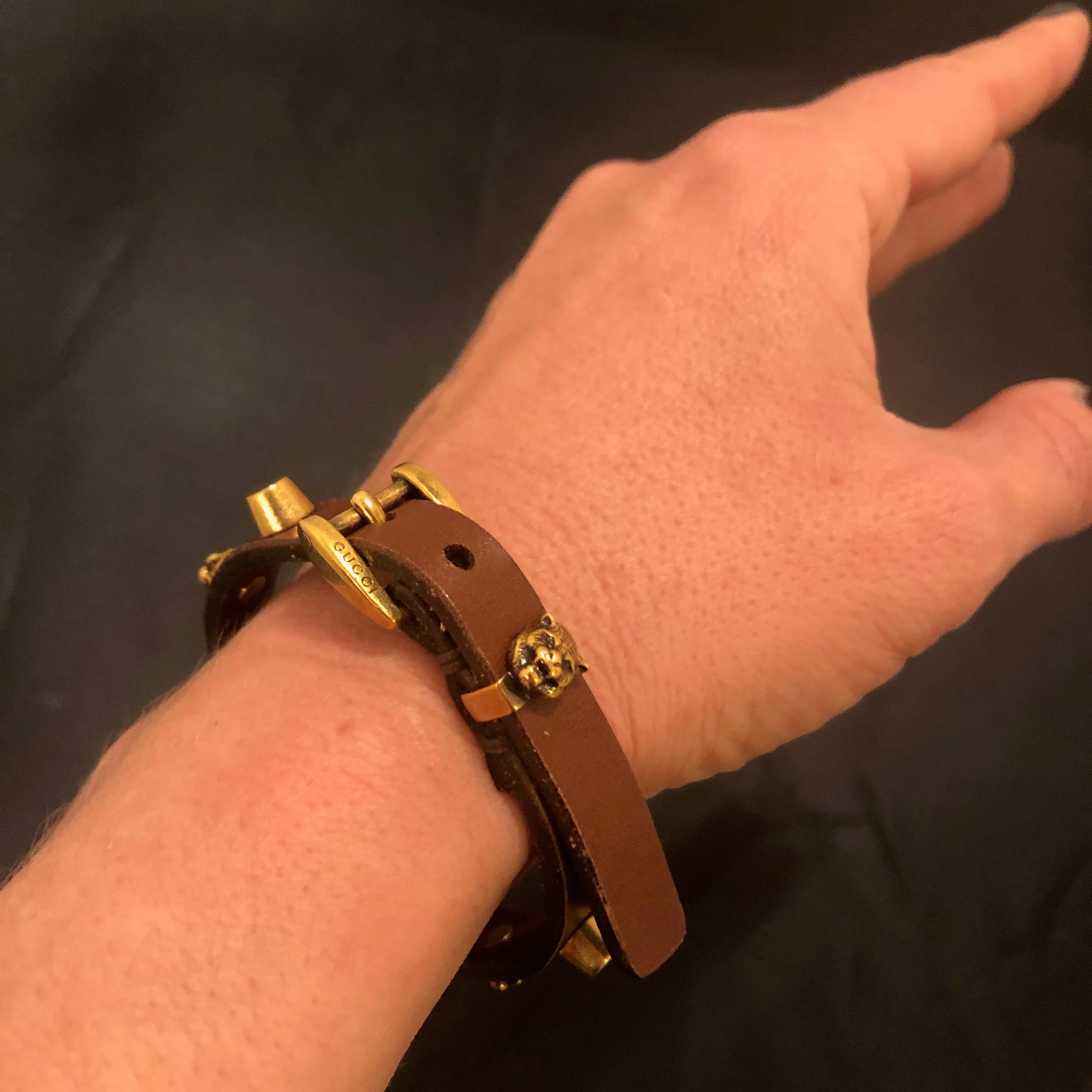 Gucci Studded Feline Head Leather Bracelet in Brown