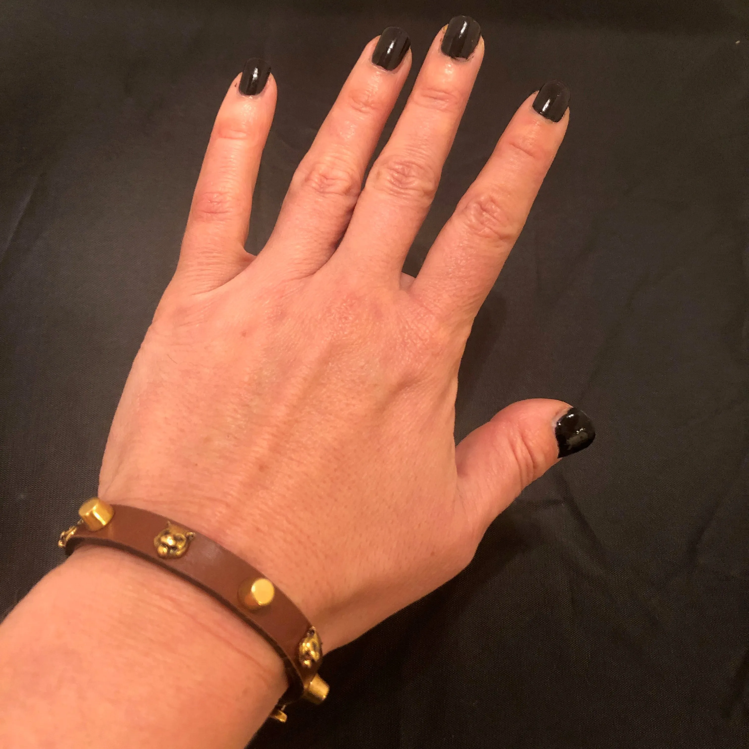 Gucci Studded Feline Head Leather Bracelet in Brown