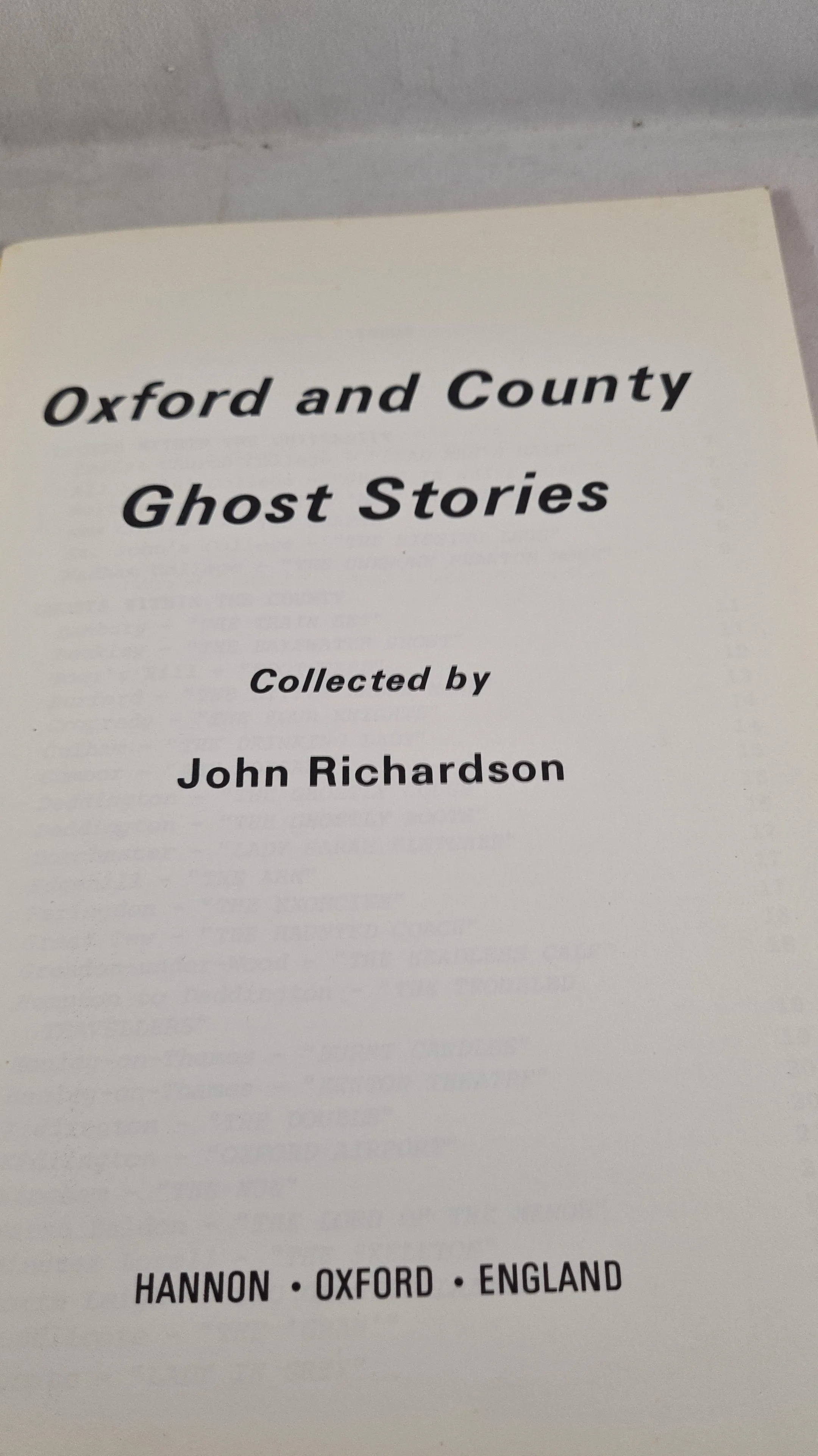 John Richardson - Oxford & County Ghost Stories, Hannon, 1977