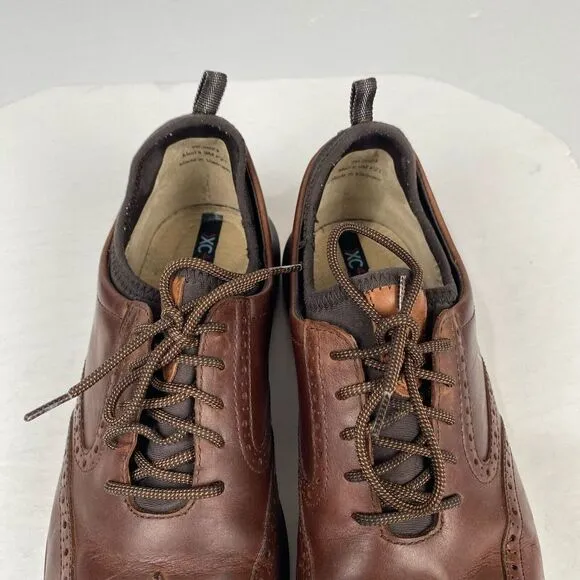 Johnston &amp; Murphy XC4 Lancer Wingtip Shoe Size 9 M Brown Casual Waterproof