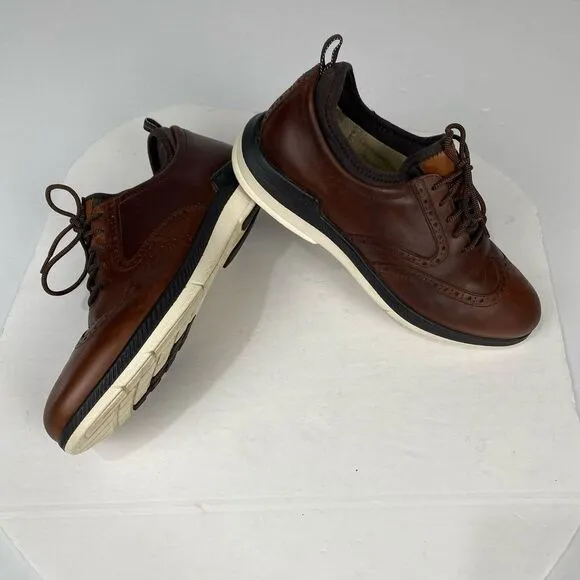Johnston &amp; Murphy XC4 Lancer Wingtip Shoe Size 9 M Brown Casual Waterproof