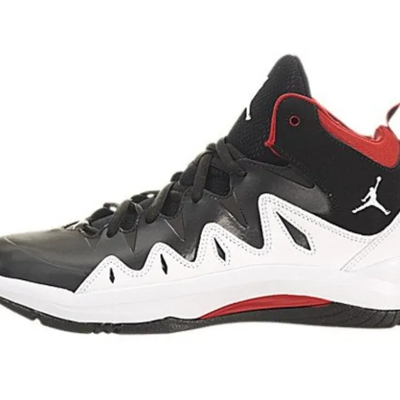 Jordan Prime Mania Basketball Sneaker