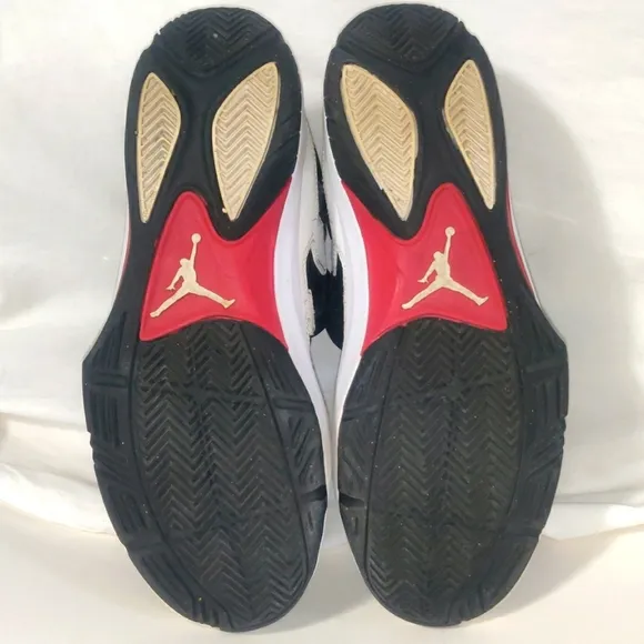 Jordan Prime Mania Basketball Sneaker