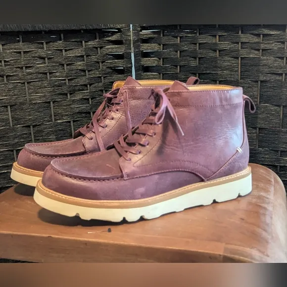 LABEL Men's 13 Burgundy Leather Boots NEW Vibram sole Stylish