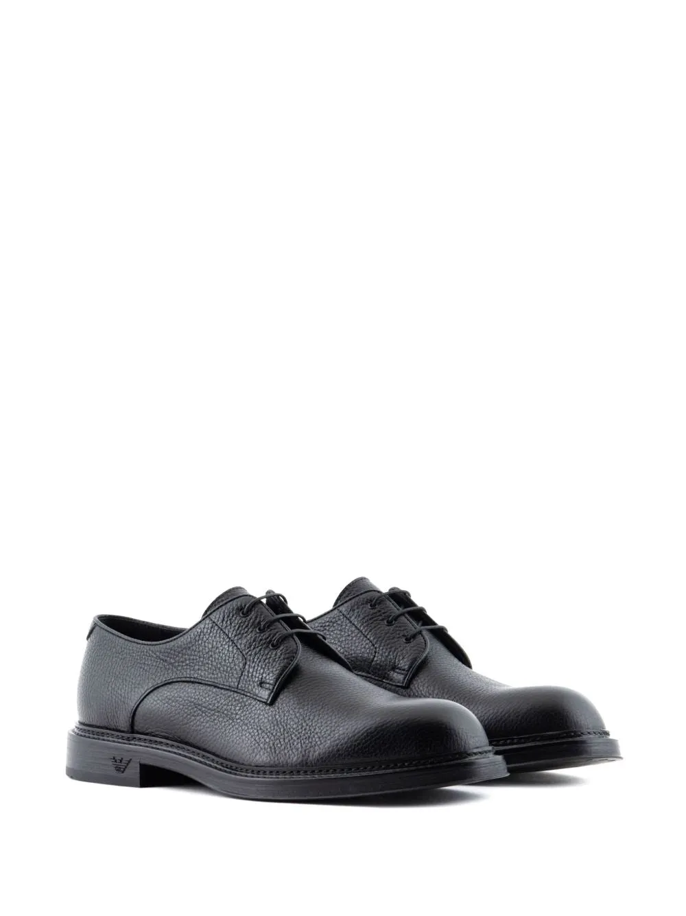 Leather laced shoes