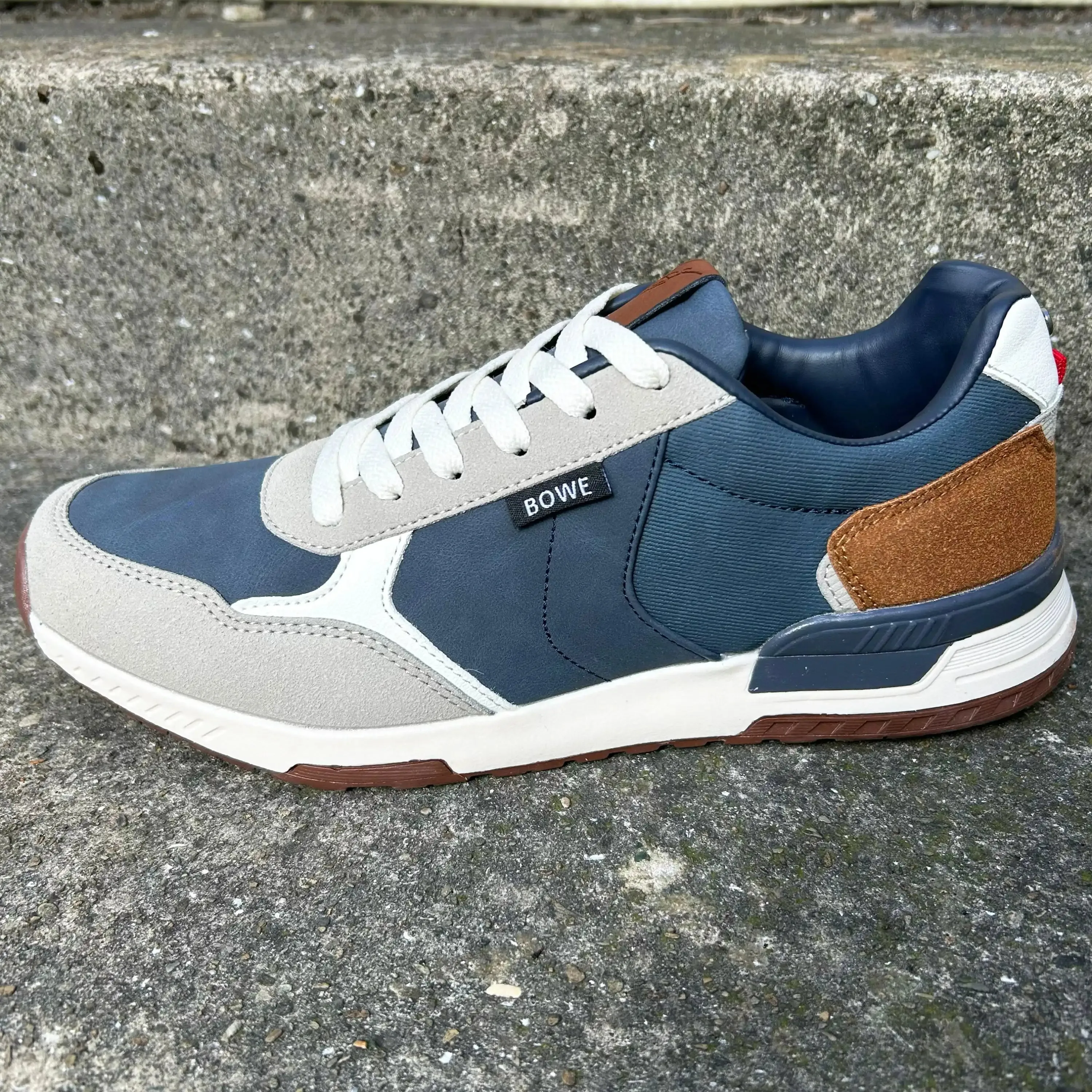 Lloyd & Pryce Mens Trainers Aumua Atlantic Fog