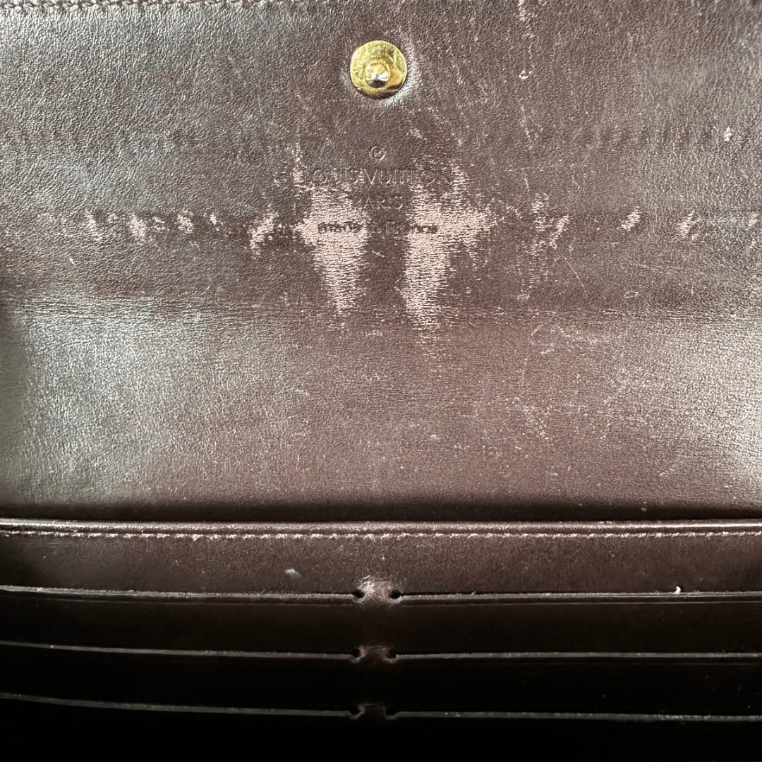 Louis Vuitton Amarante Monogram Vernis Sarah Wallet