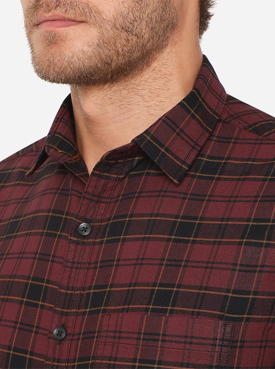Maroon Checked Slim Fit Semi Casual Shirt | JadeBlue