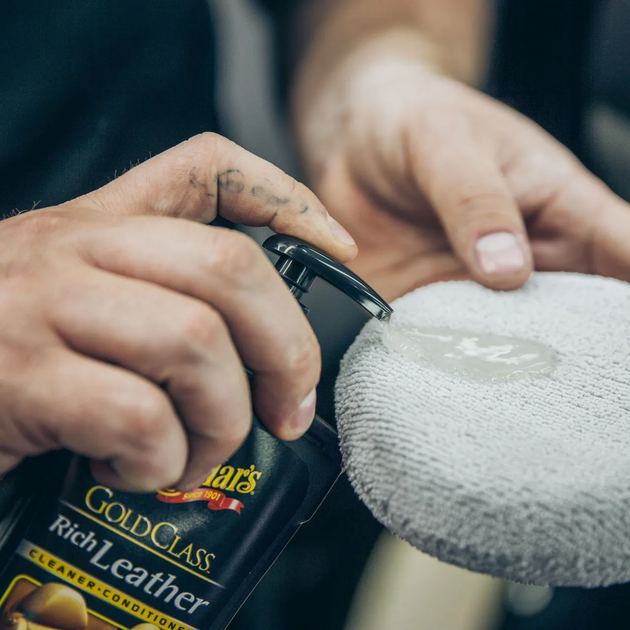 Meguiar's Gold Class Rich Leather Cleaner & Conditioner