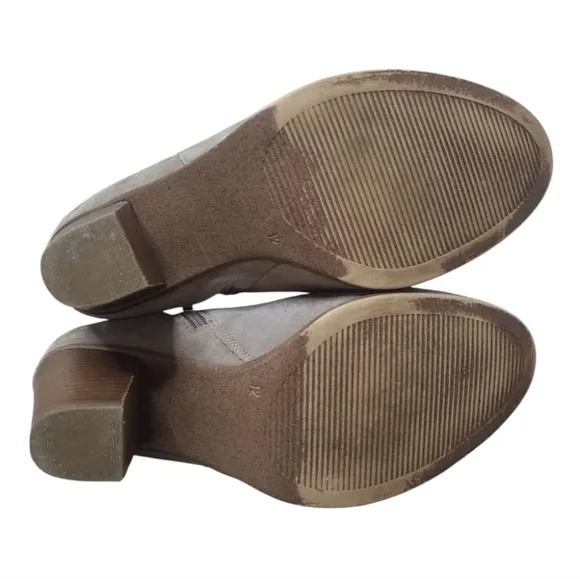 Michael by Michael Shannon Lexi Ankle Boots in Taupe Size 12