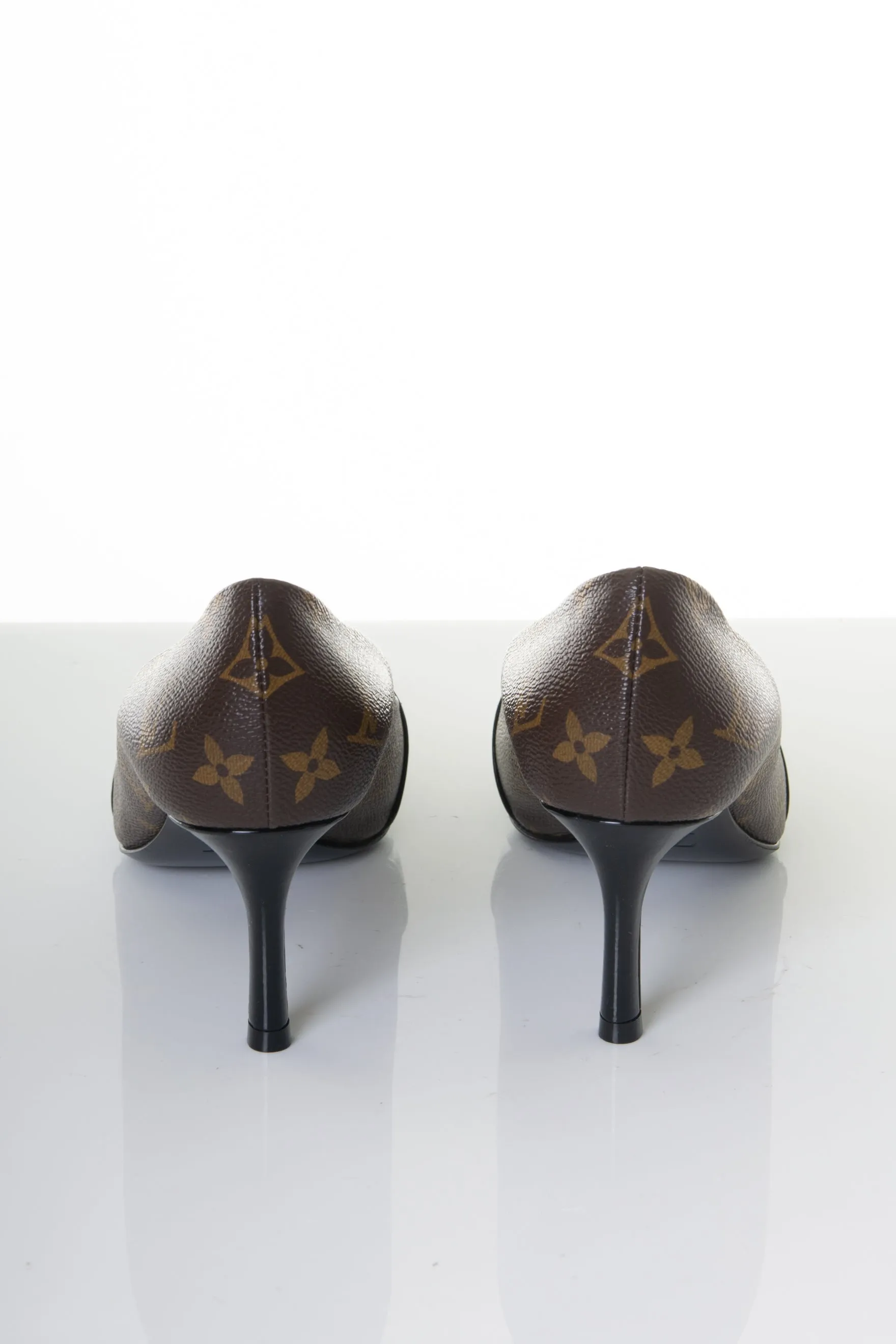 Monogram Heels 38