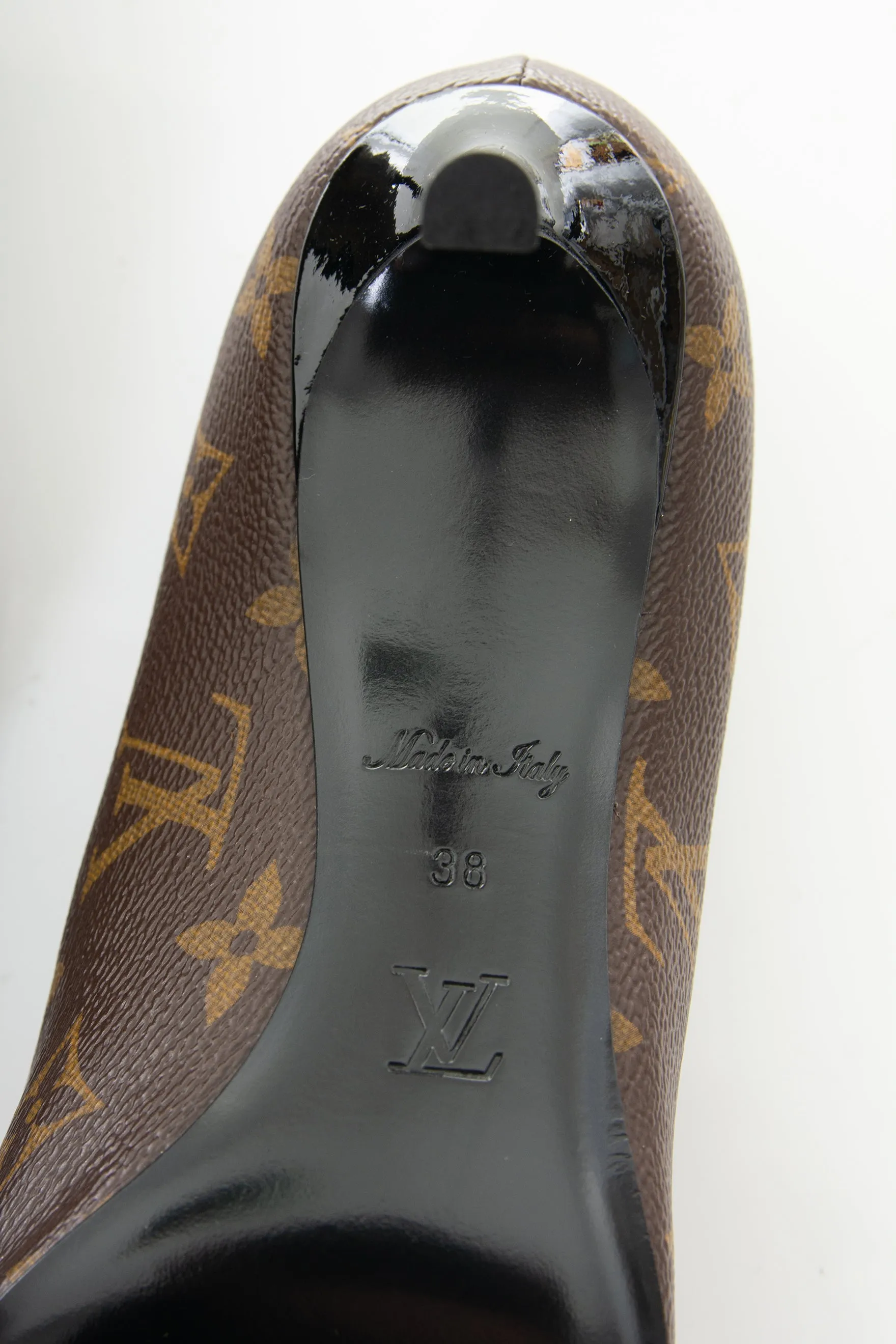 Monogram Heels 38