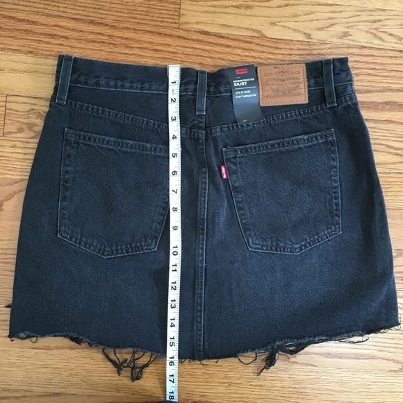 NEW Levi's Premium Denim Black Deconstructed Distressed Denim Mini Skirt