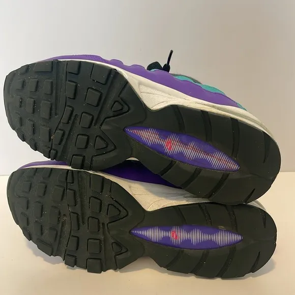 Nike Air Max 95 Now GS Size 5Y Sneakers Purple Pink Green Lace Up AV2289-300