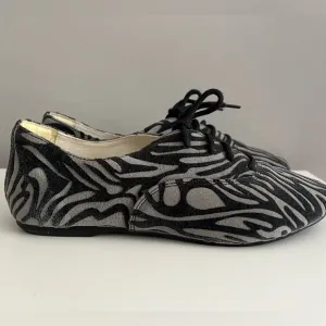 Primigi Zebra Lace up Shoes New! 36