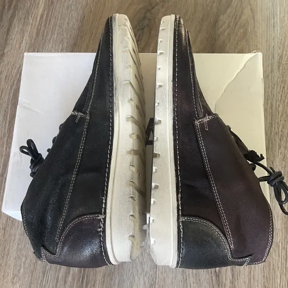 Roan by Bed | Stu “Tobias” Black Oiled Suede Chukka Boot Size 10
