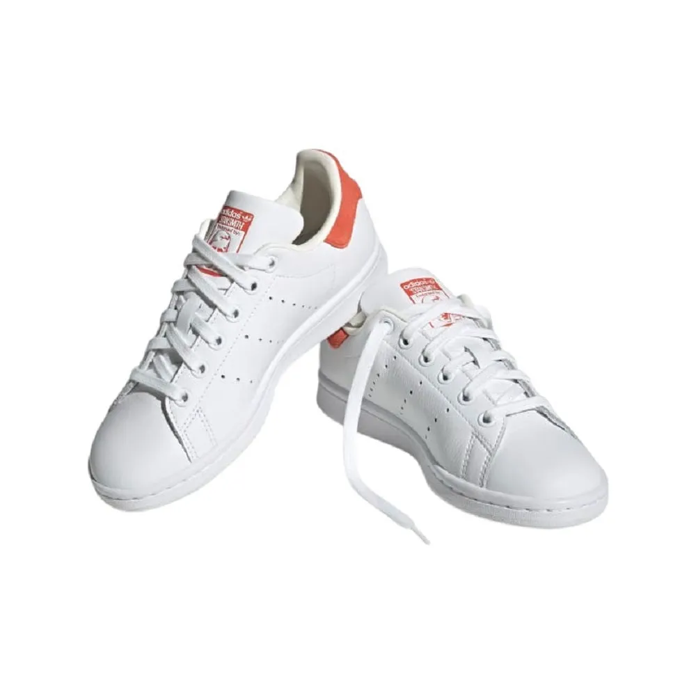 STAN SMITH J