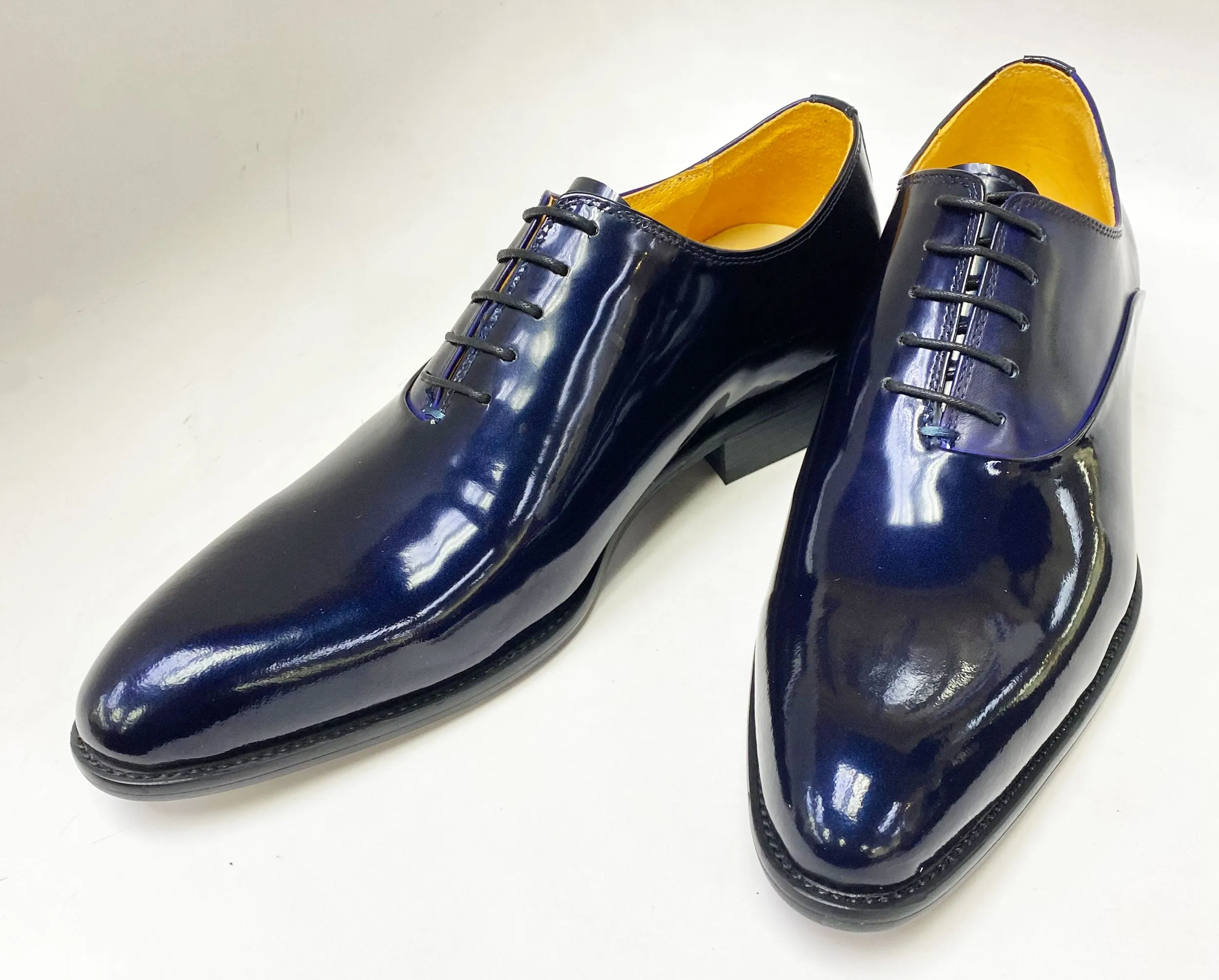 Style: Magnus-Navy