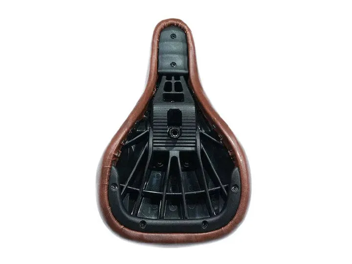 Sunday (S) Badge Pivotal Seat