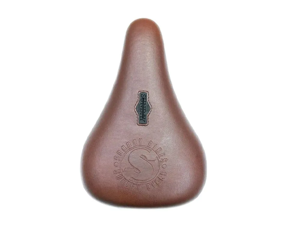 Sunday (S) Badge Pivotal Seat