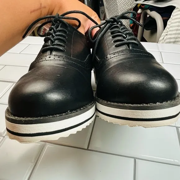 Torrid Black Lace-Up Sport Bottom Oxford 9.5WW