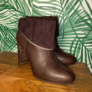 UGG 1008755 Dandylion Tres Brown Leather Sweater Cuff Ankle Boots Women’s 10