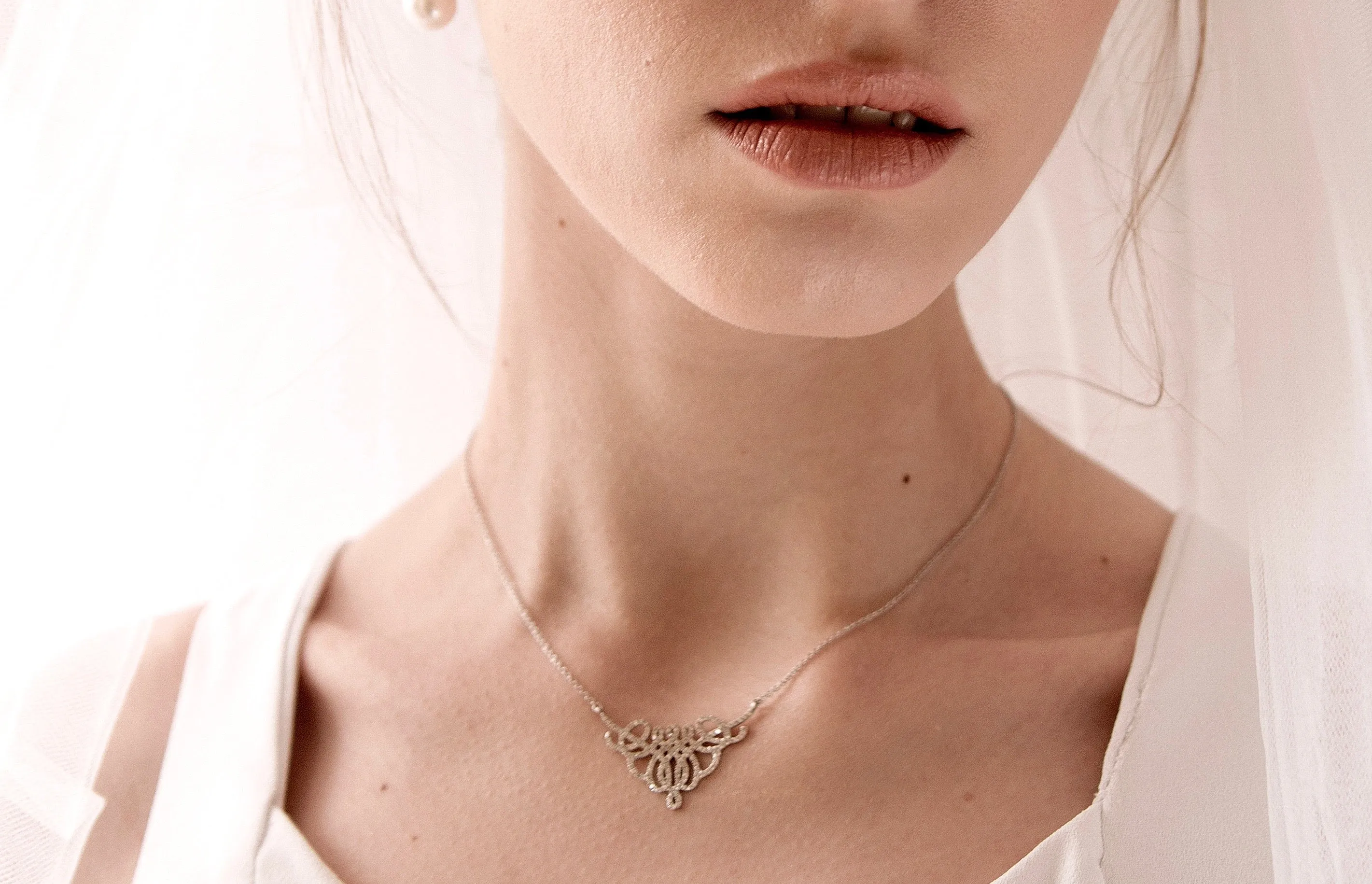Venezia Embroidered romantic diamonds pave necklace