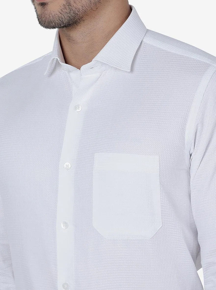 White Solid Slim Fit Formal Shirt | Metal