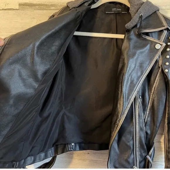 Zara Moto Distressed Faux Leather Studded Jacket with Sweatshirt Hood XS Black