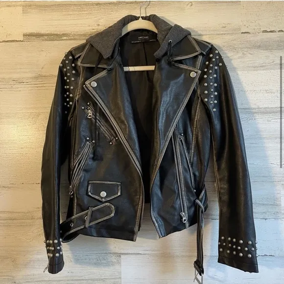 Zara Moto Distressed Faux Leather Studded Jacket with Sweatshirt Hood XS Black